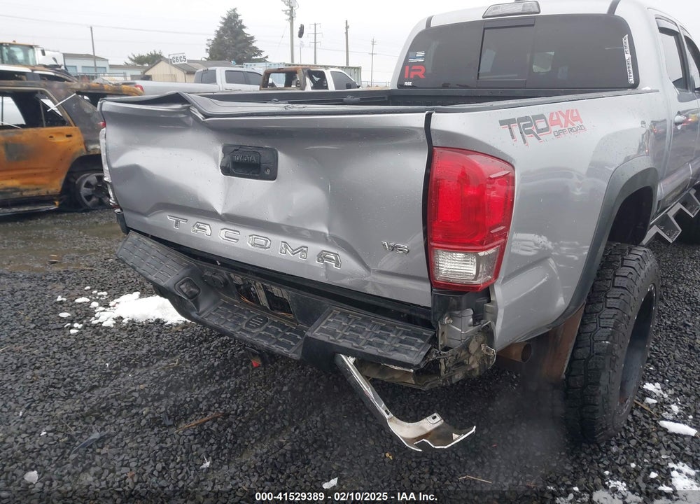 2017 TOYOTA TACOMA VIN: 3TMDZ5BNXHM033867
