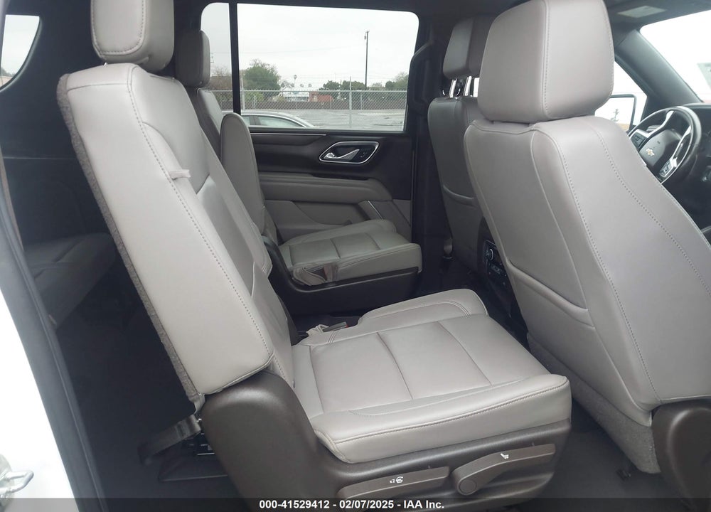 2021 CHEVROLET SUBURBAN 2WD LT VIN: 1GNSCCKD2MR150654