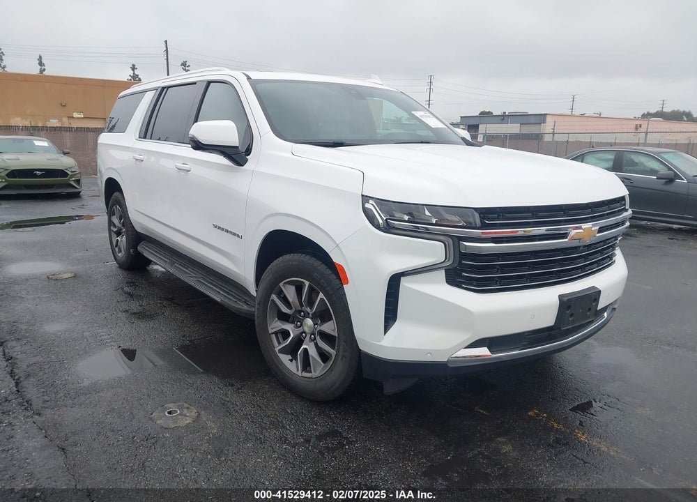 2021 CHEVROLET SUBURBAN 2WD LT VIN: 1GNSCCKD2MR150654