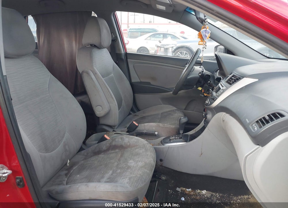 2016 HYUNDAI ACCENT VIN: KMHCT5AE1GU274592