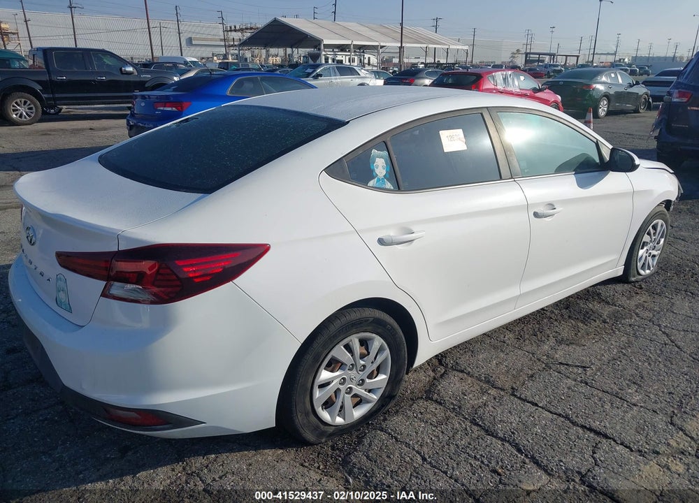 2019 HYUNDAI ELANTRA VIN: 5NPD74LF3KH454978