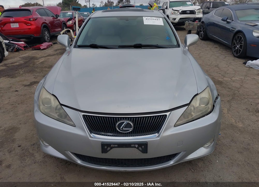 2007 LEXUS IS 350 VIN: JTHBE262972011123
