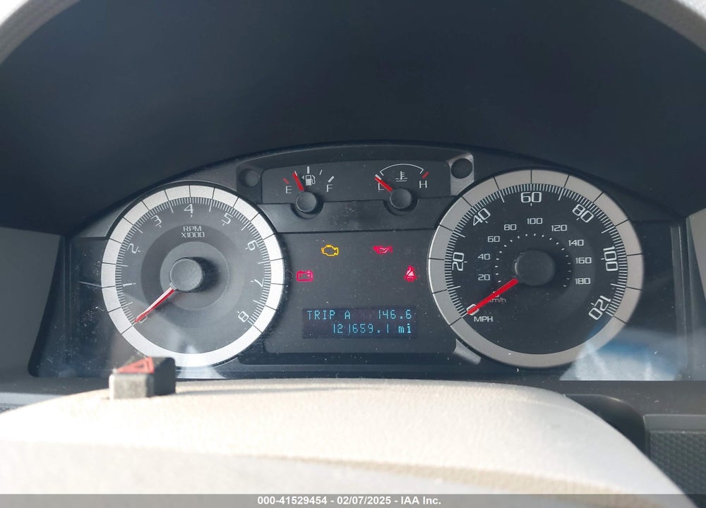 2008 FORD ESCAPE XLT VIN: 1FMCU93138KA60652
