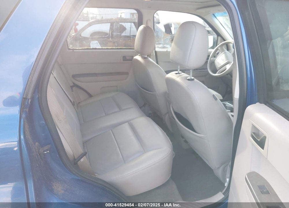 2008 FORD ESCAPE XLT VIN: 1FMCU93138KA60652