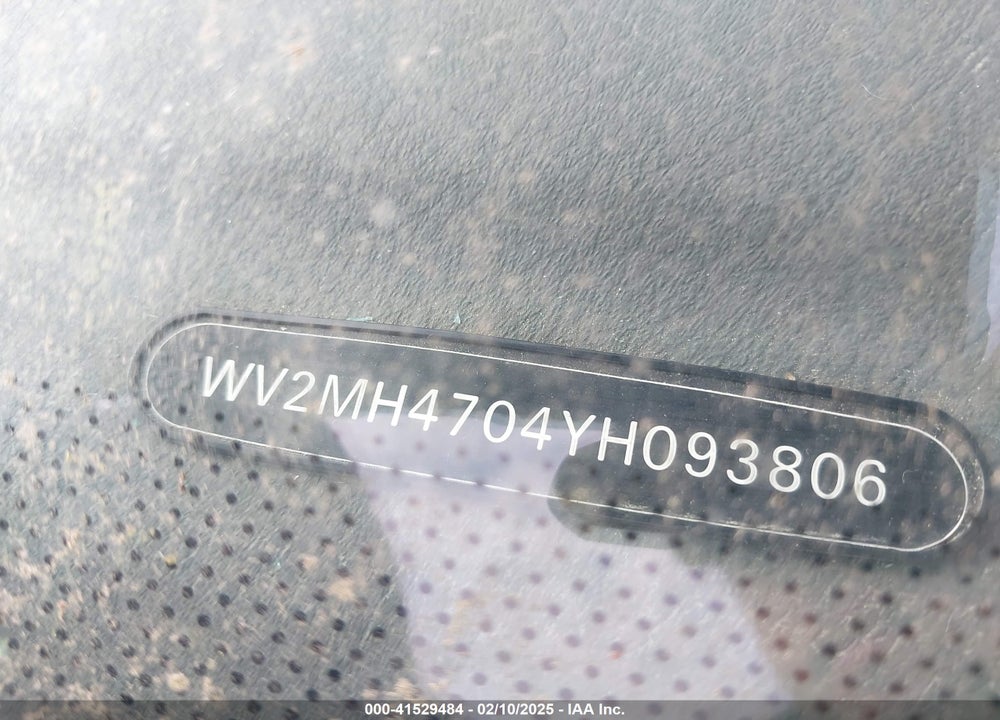 2000 VOLKSWAGEN EUROVAN MV VIN: WV2MH4704YH093806