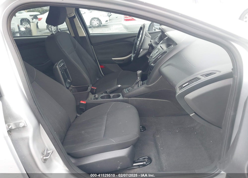 2013 FORD FOCUS S VIN: 1FADP3E22DL382177