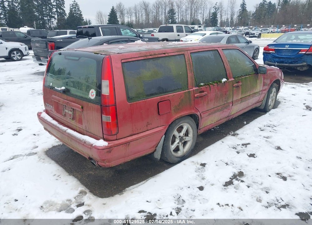 1998 VOLVO V70 VIN: YV1LW5642W2413760