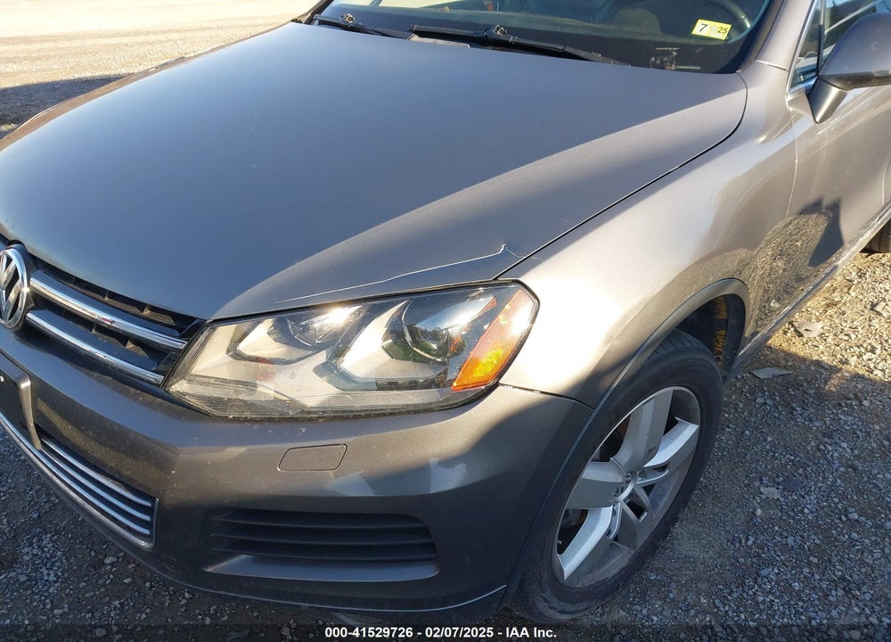 2013 VOLKSWAGEN TOUAREG VR6 LUX VIN: WVGEF9BP4DD007000