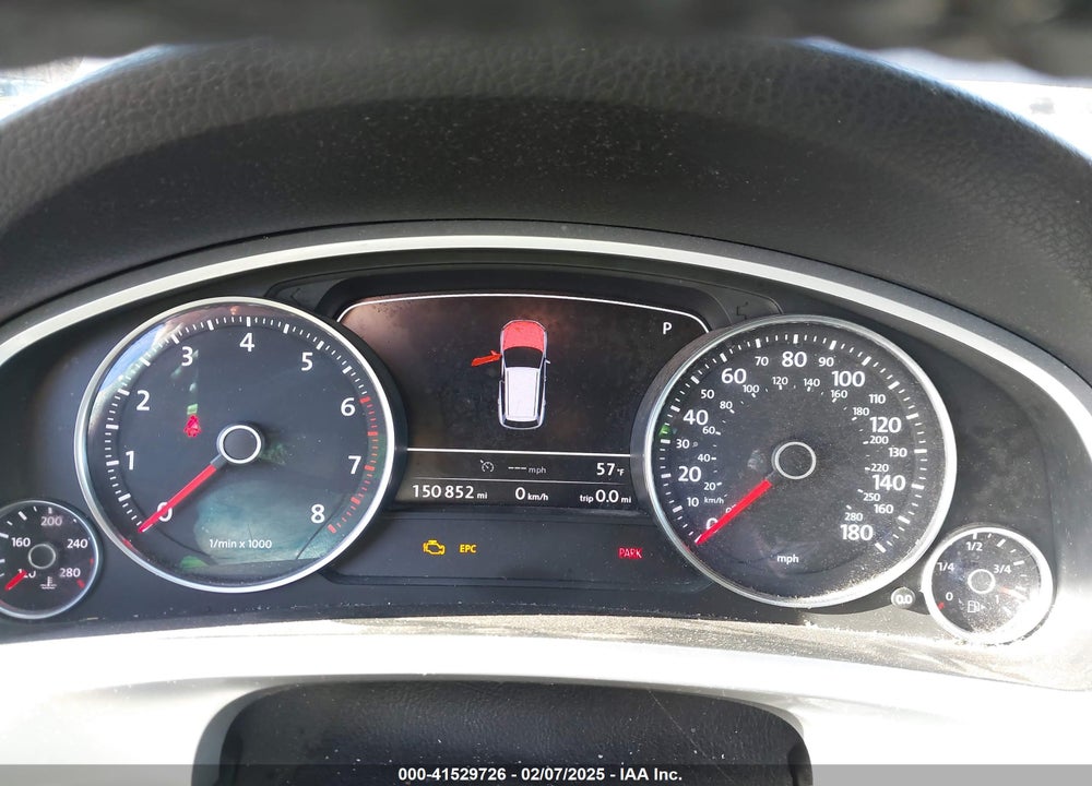 2013 VOLKSWAGEN TOUAREG VR6 LUX VIN: WVGEF9BP4DD007000