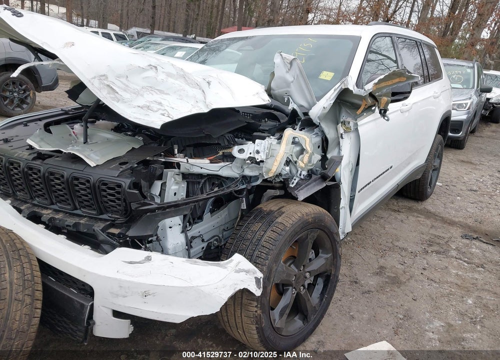 2024 JEEP GRAND CHEROKEE L VIN: 1C4RJJBGXR8525537