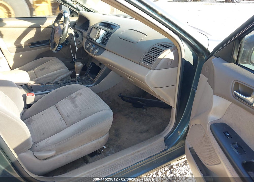 2005 TOYOTA CAMRY LE VIN: 4T1BE32K55U012344