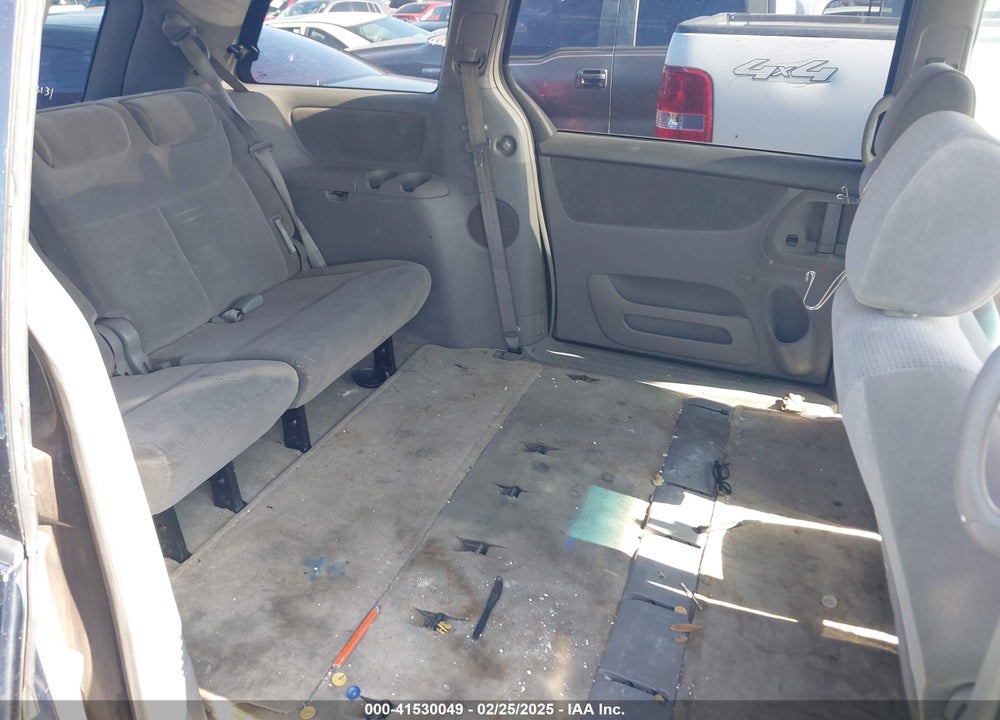 2005 TOYOTA SIENNA VIN: 5TDZA23C65S242396