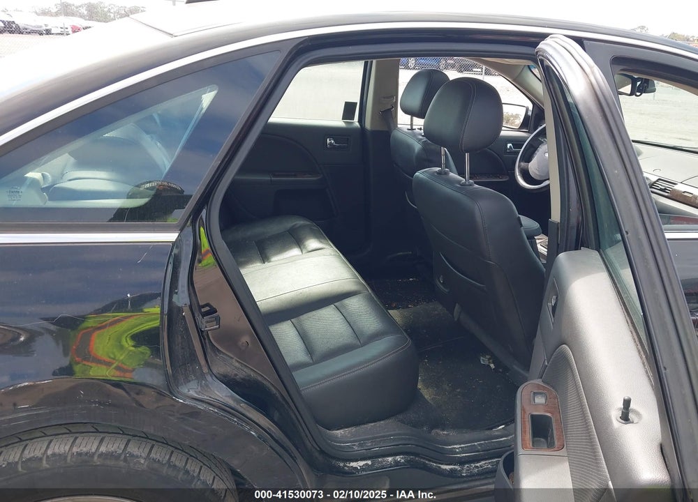 2008 FORD TAURUS VIN: 1FAHP28WX8G149284