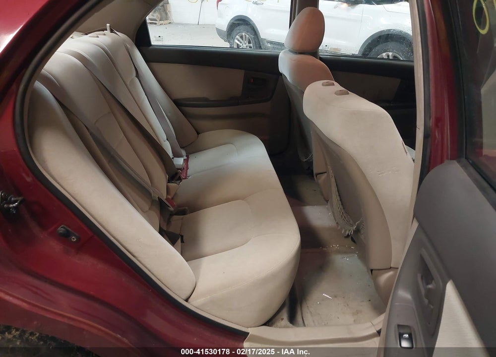 2004 KIA SPECTRA EX/LX VIN: KNAFE122445012366