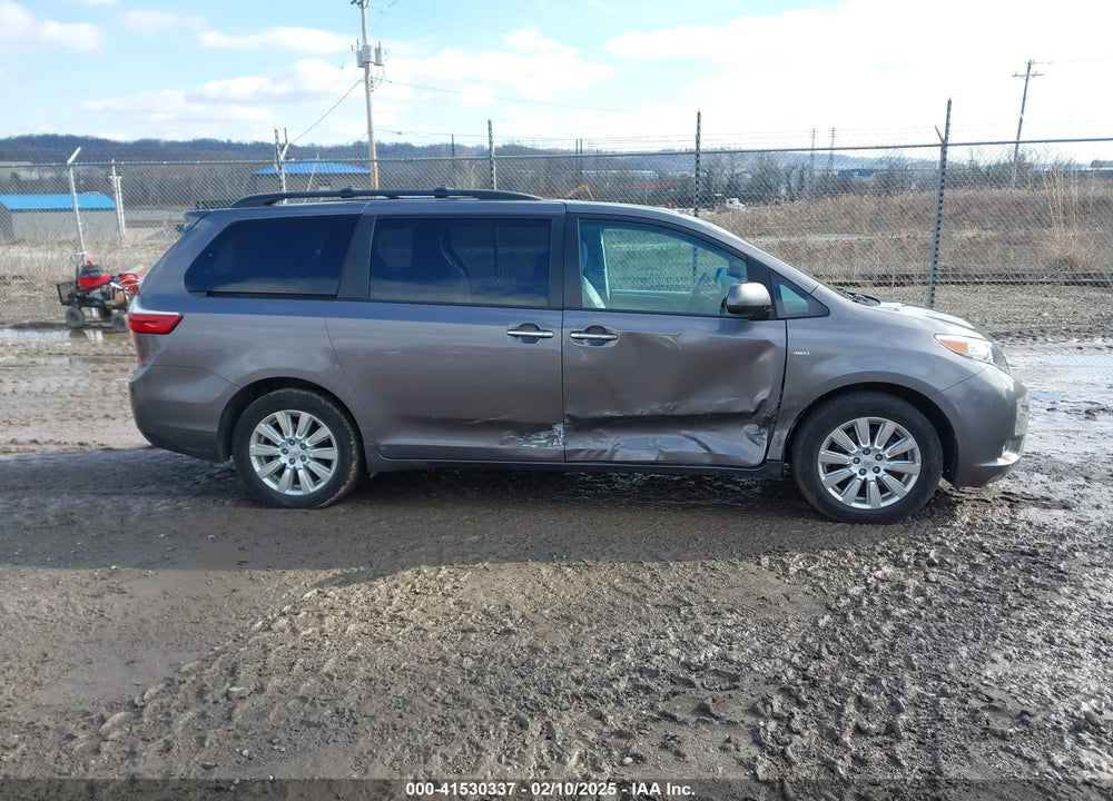 2017 TOYOTA SIENNA VIN: 5TDDZ3DC7HS157241