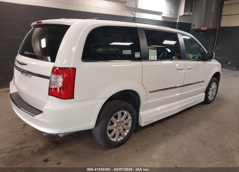 2014 CHRYSLER TOWN & COUNTRY TOURING VIN: 2C4RC1BG5ER133008