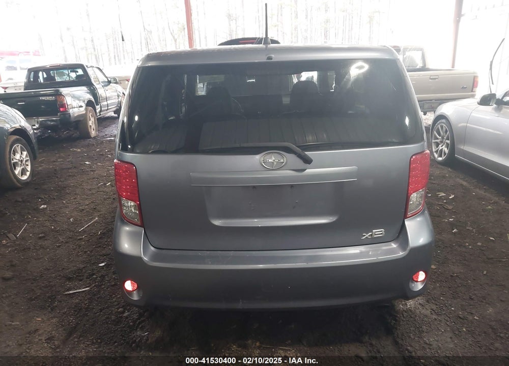 2011 SCION XB VIN: JTLZE4FE5B1136368