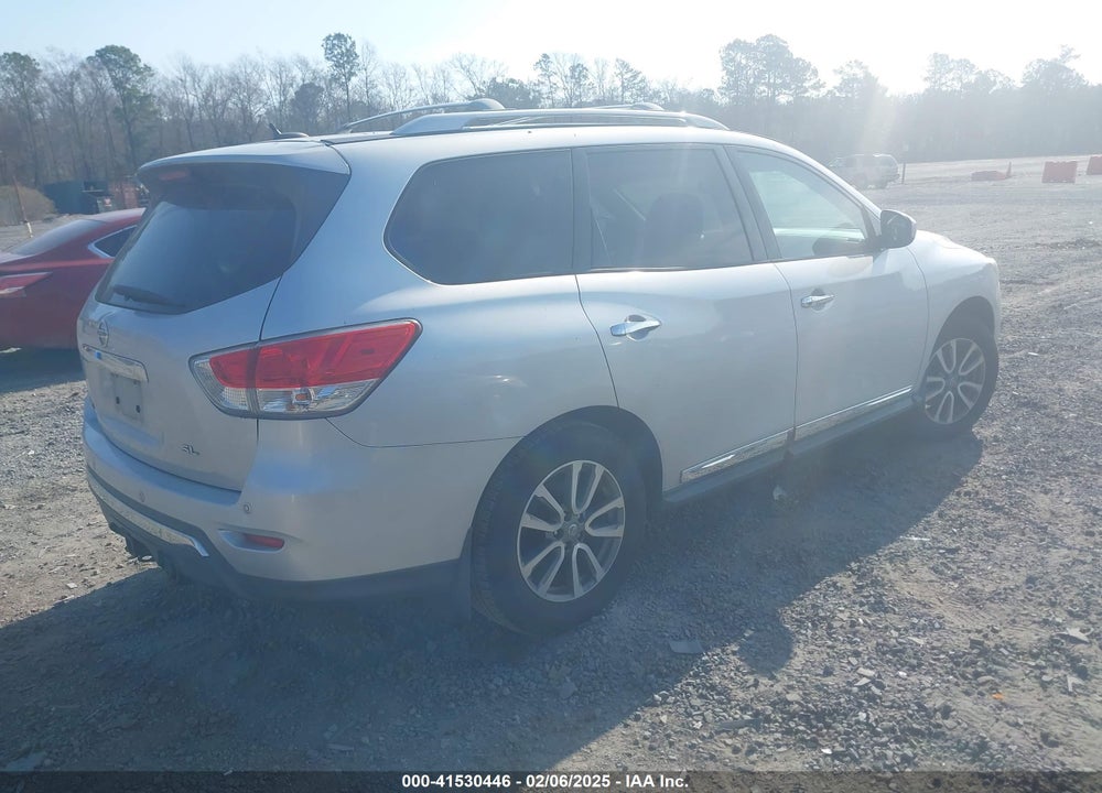 2014 NISSAN PATHFINDER SL VIN: 5N1AR2MN9EC665895