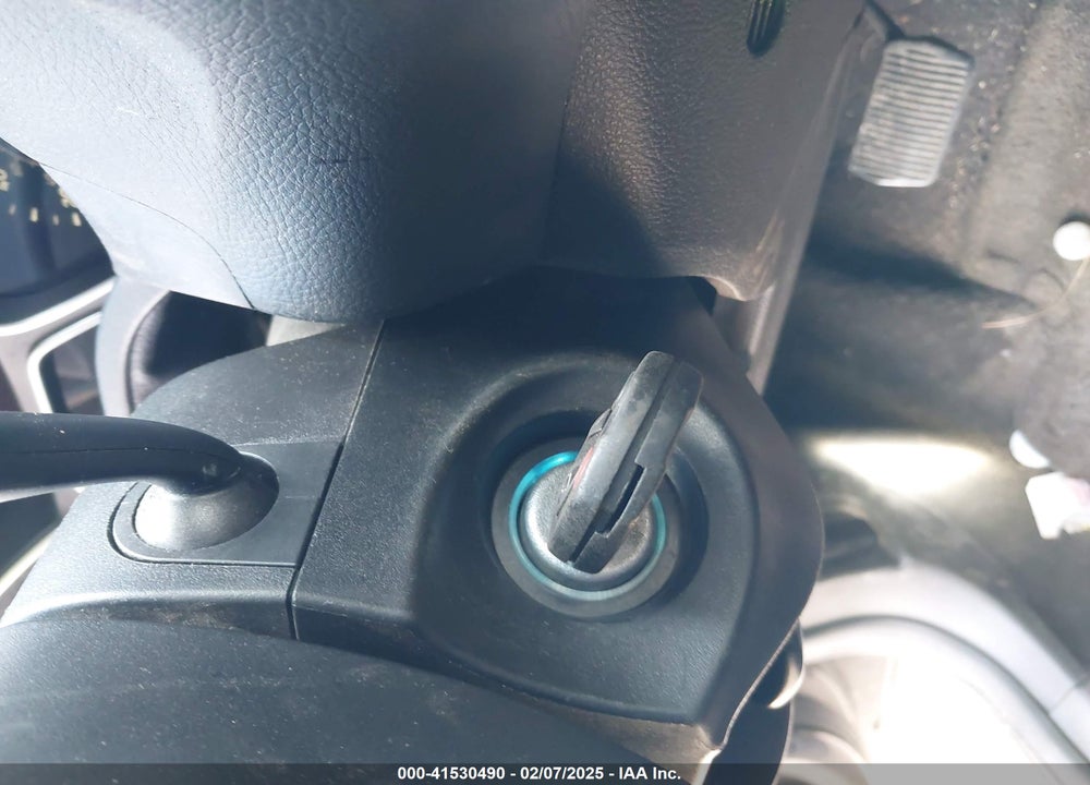 2016 FORD FOCUS VIN: 1FADP3K24GL340182