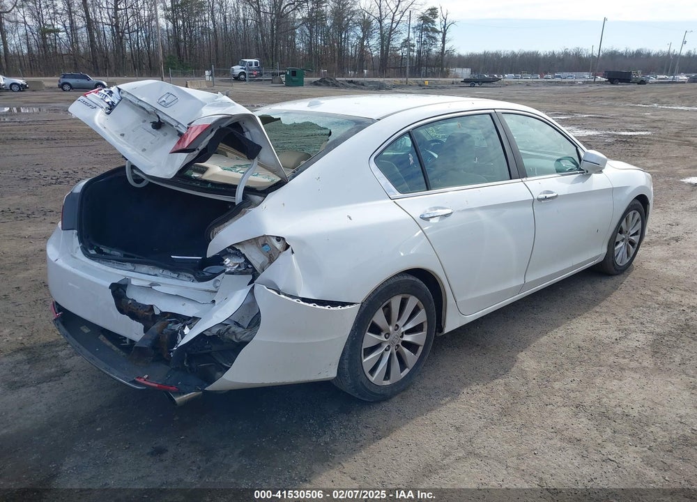 2013 HONDA ACCORD VIN: 1HGCR2F88DA194399