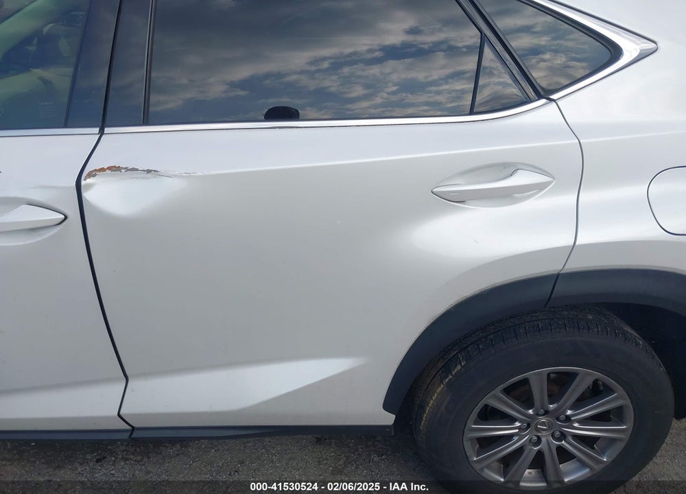 2015 LEXUS NX 200T VIN: JTJYARBZ6F2004905