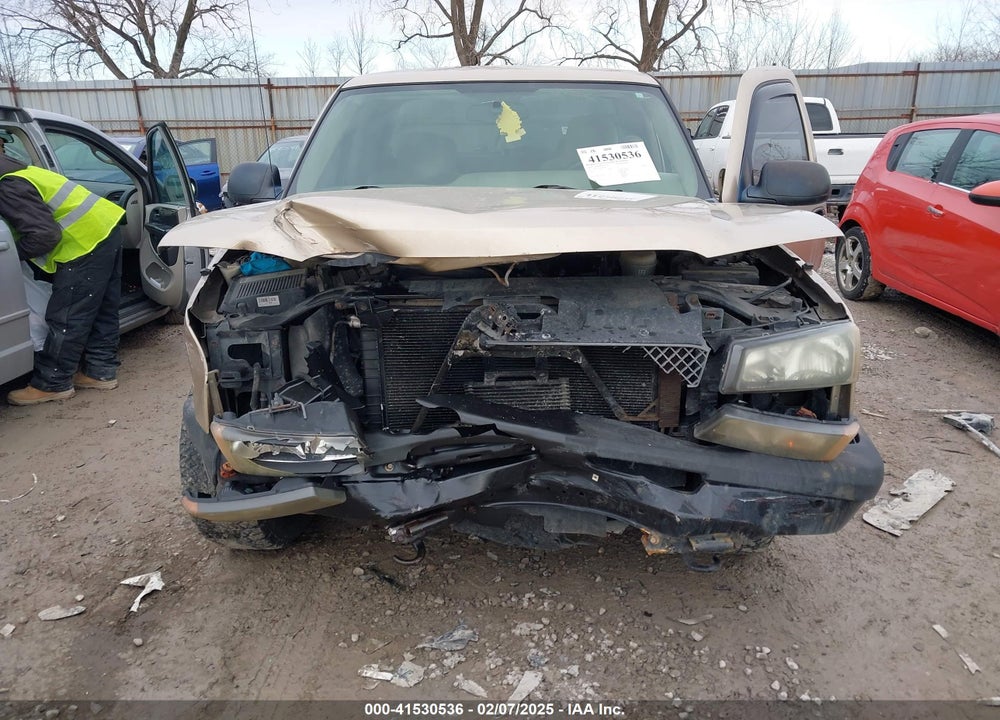 2004 CHEVROLET SILVERADO 1500 LS VIN: 2GCEC19T941430667