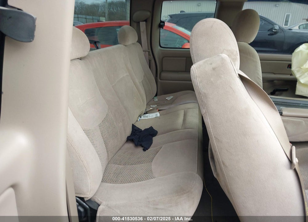2004 CHEVROLET SILVERADO 1500 LS VIN: 2GCEC19T941430667