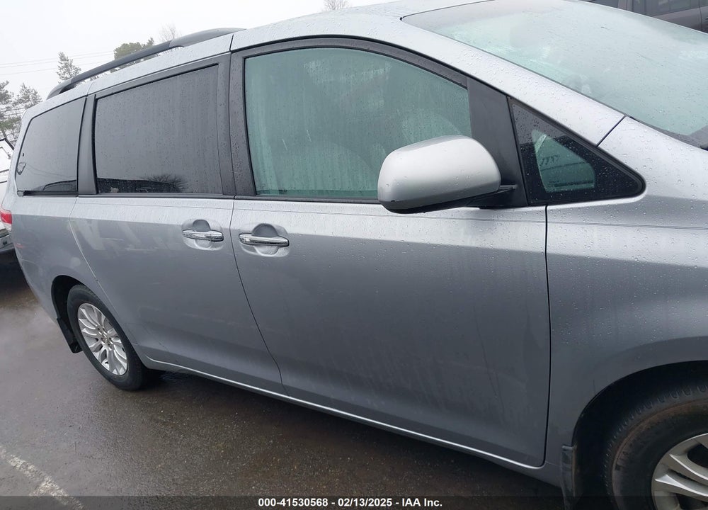 2012 TOYOTA SIENNA XLE LIMITED VIN: 5TDYK3DC5CS198711