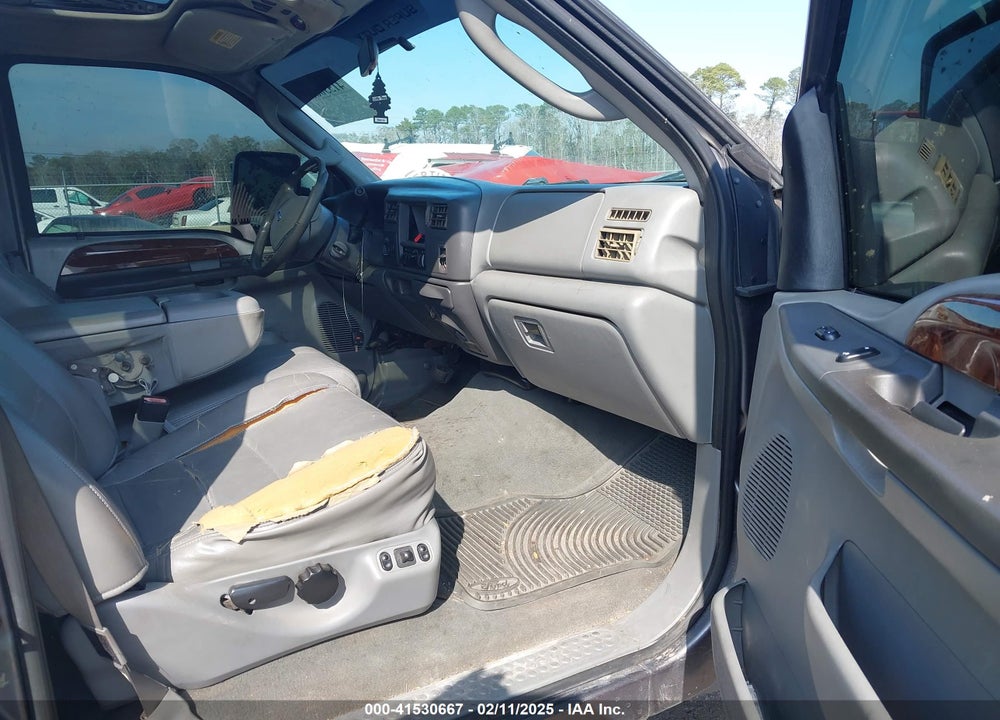 2003 FORD F-350 LARIAT/XL/XLT VIN: 1FTSW31P53EB89305