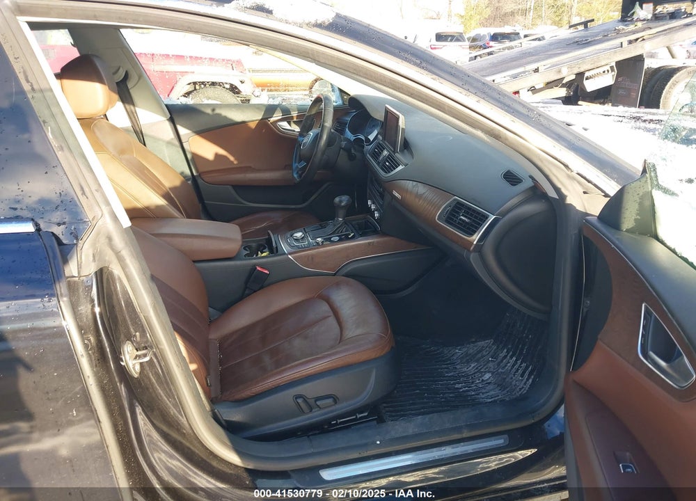2012 AUDI A7 VIN: WAUYGAFC2CN086650