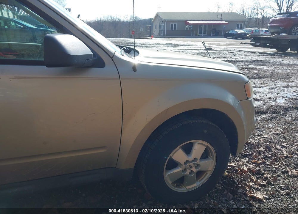 2010 FORD ESCAPE XLT VIN: 1FMCU9D75AKB94832