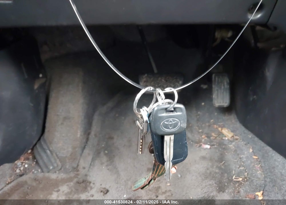 2005 TOYOTA RAV4 VIN: JTEHD20V456046770