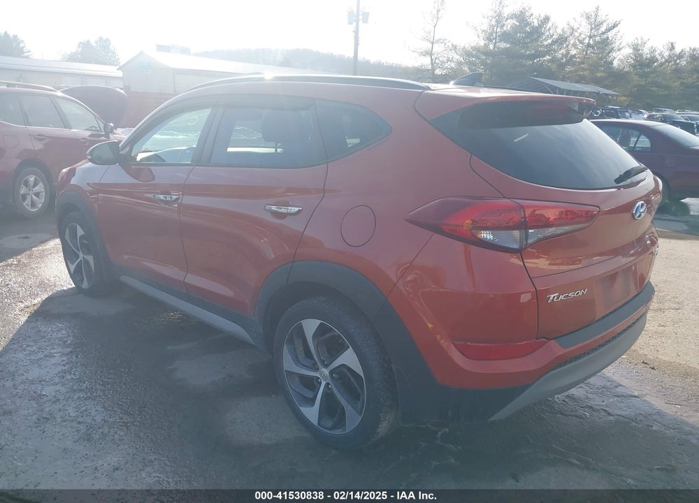 2017 HYUNDAI TUCSON LIMITED VIN: KM8J3CA21HU369124