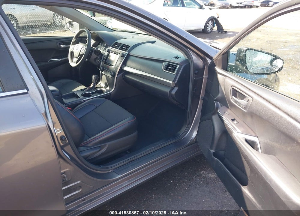 2017 TOYOTA CAMRY SE VIN: 4T1BF1FK2HU361722