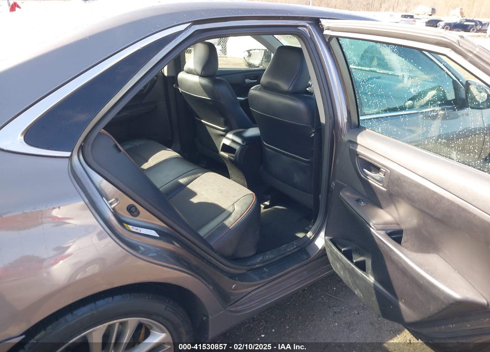2017 TOYOTA CAMRY SE VIN: 4T1BF1FK2HU361722