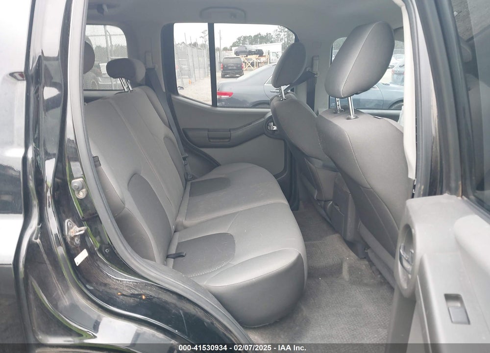 2011 NISSAN XTERRA S VIN: 5N1AN0NU3BC519946