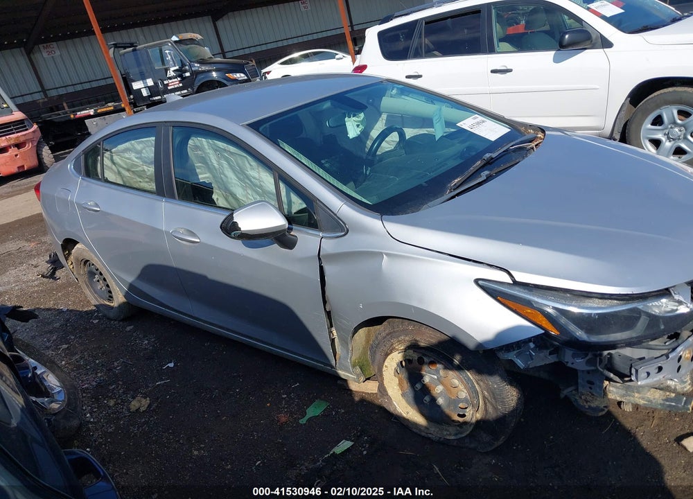 2016 CHEVROLET CRUZE VIN: 1G1BE5SM8G7281563