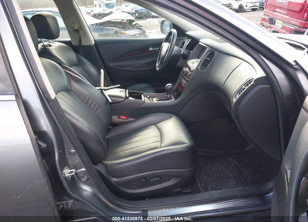 2017 INFINITI QX50 VIN: JN1BJ0RR8HM403240