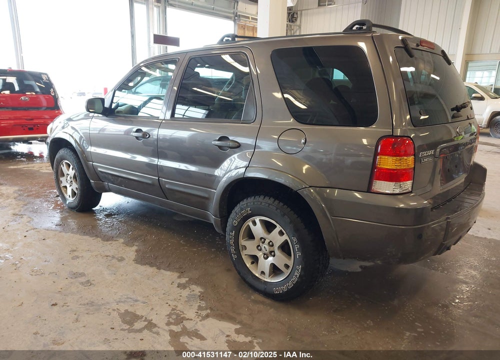 2005 FORD ESCAPE LIMITED VIN: 1FMCU04135KA63413