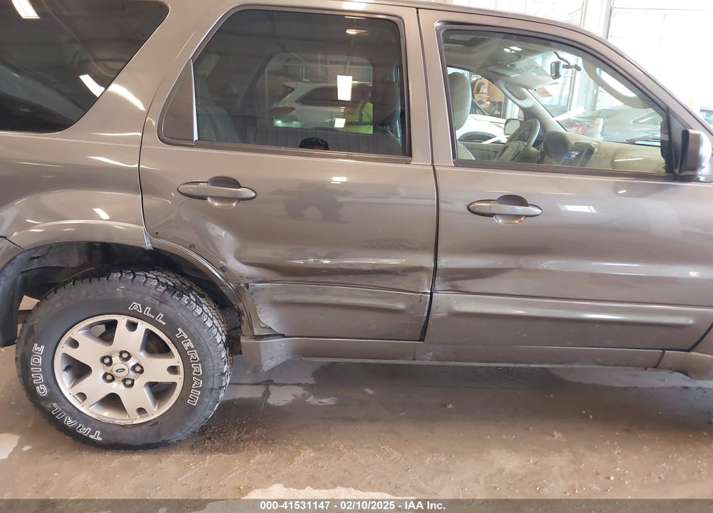 2005 FORD ESCAPE LIMITED VIN: 1FMCU04135KA63413
