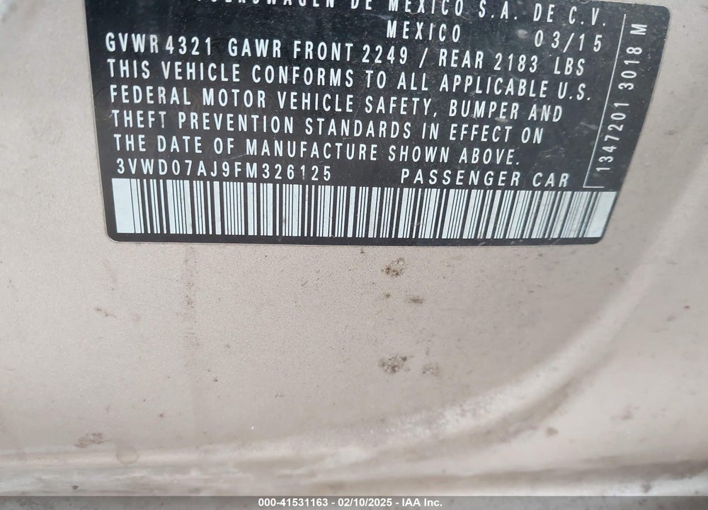2015 VOLKSWAGEN JETTA VIN: 3VWD07AJ9FM326125