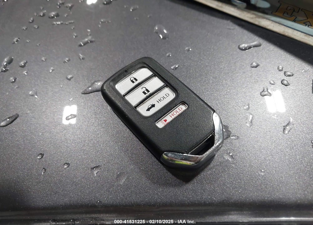 2019 HONDA ACCORD VIN: 1HGCV1F34KA013631