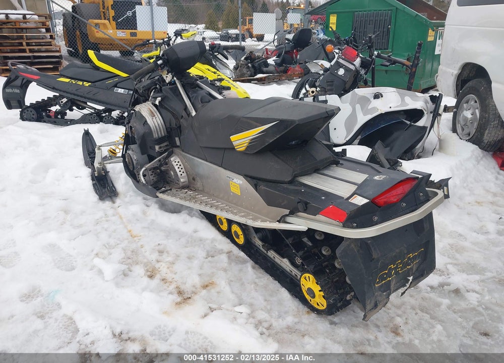 2011 SKIDOO GSX LE 600 VIN: 2BPSDDPA413V00066