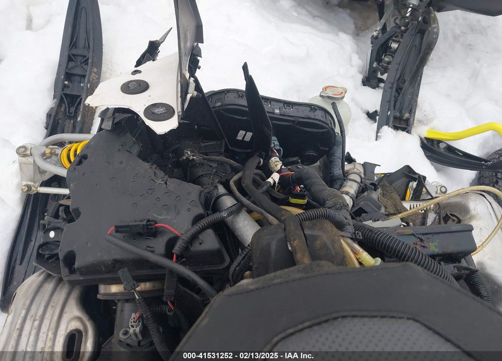 2011 SKIDOO GSX LE 600 VIN: 2BPSDDPA413V00066