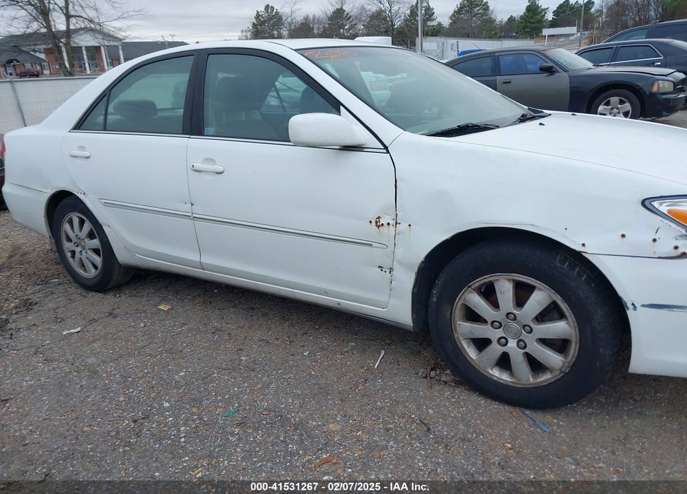 2004 TOYOTA CAMRY XLE VIN: 4T1BE30K64U340731