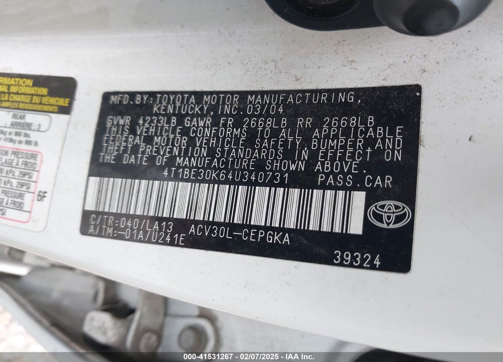 2004 TOYOTA CAMRY XLE VIN: 4T1BE30K64U340731