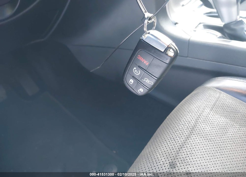 2019 JEEP GRAND CHEROKEE VIN: 1C4RJFAGXKC551427