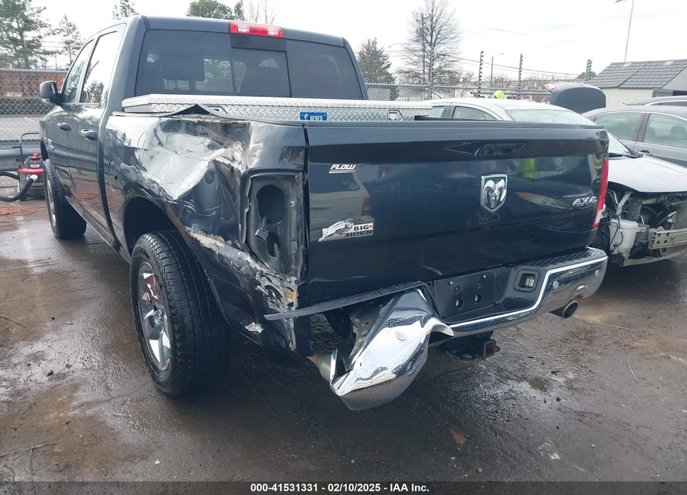 2016 RAM 1500 VIN: 3C6RR7LT5GG383670
