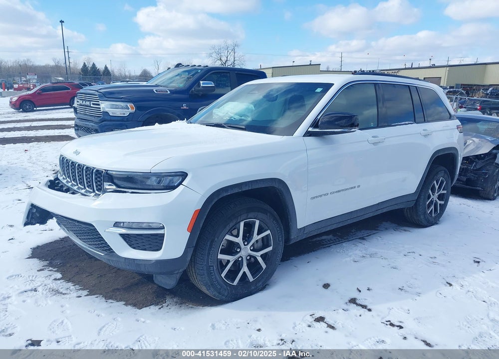 2024 JEEP GRAND CHEROKEE VIN: 1C4RJHBG5RC123169