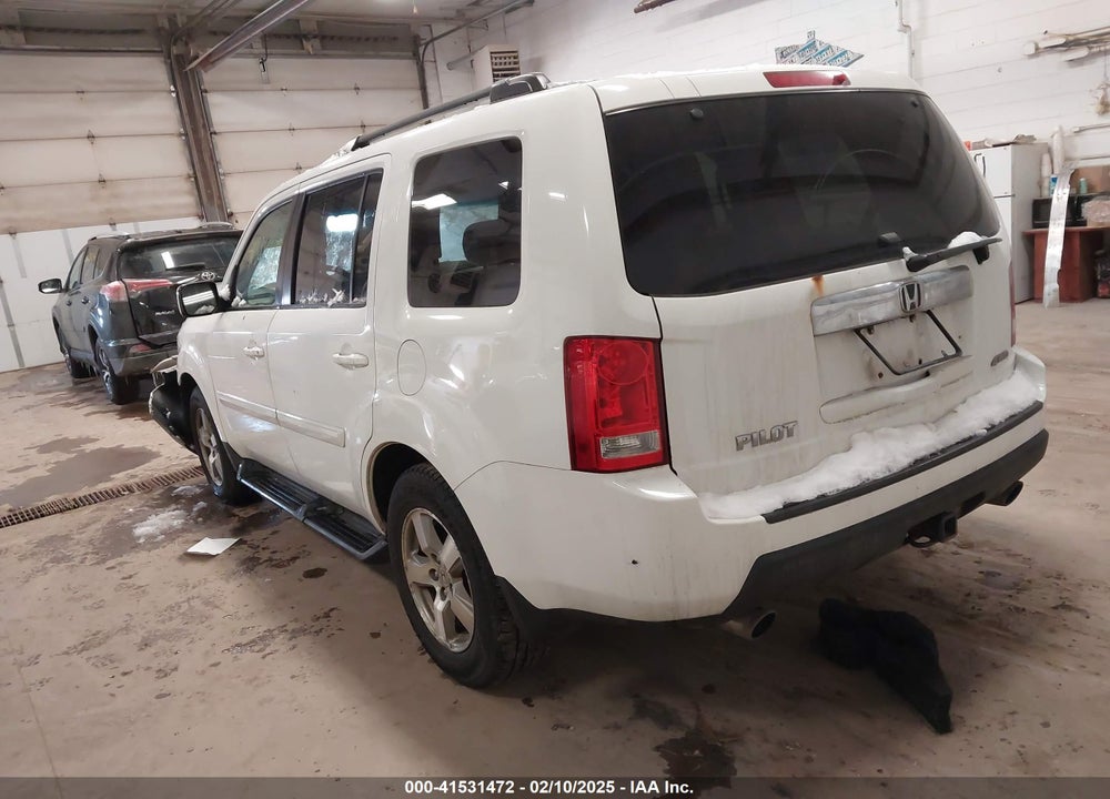 2010 HONDA PILOT EX-L VIN: 5FNYF4H64AB015928